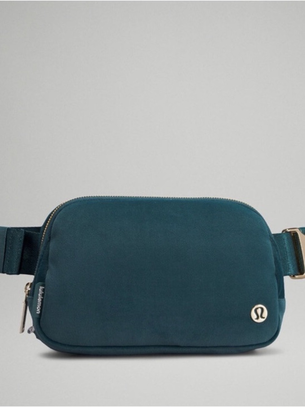 NWT lululemon Everywhere Belt Bag Velour Green Jasper/ Gold